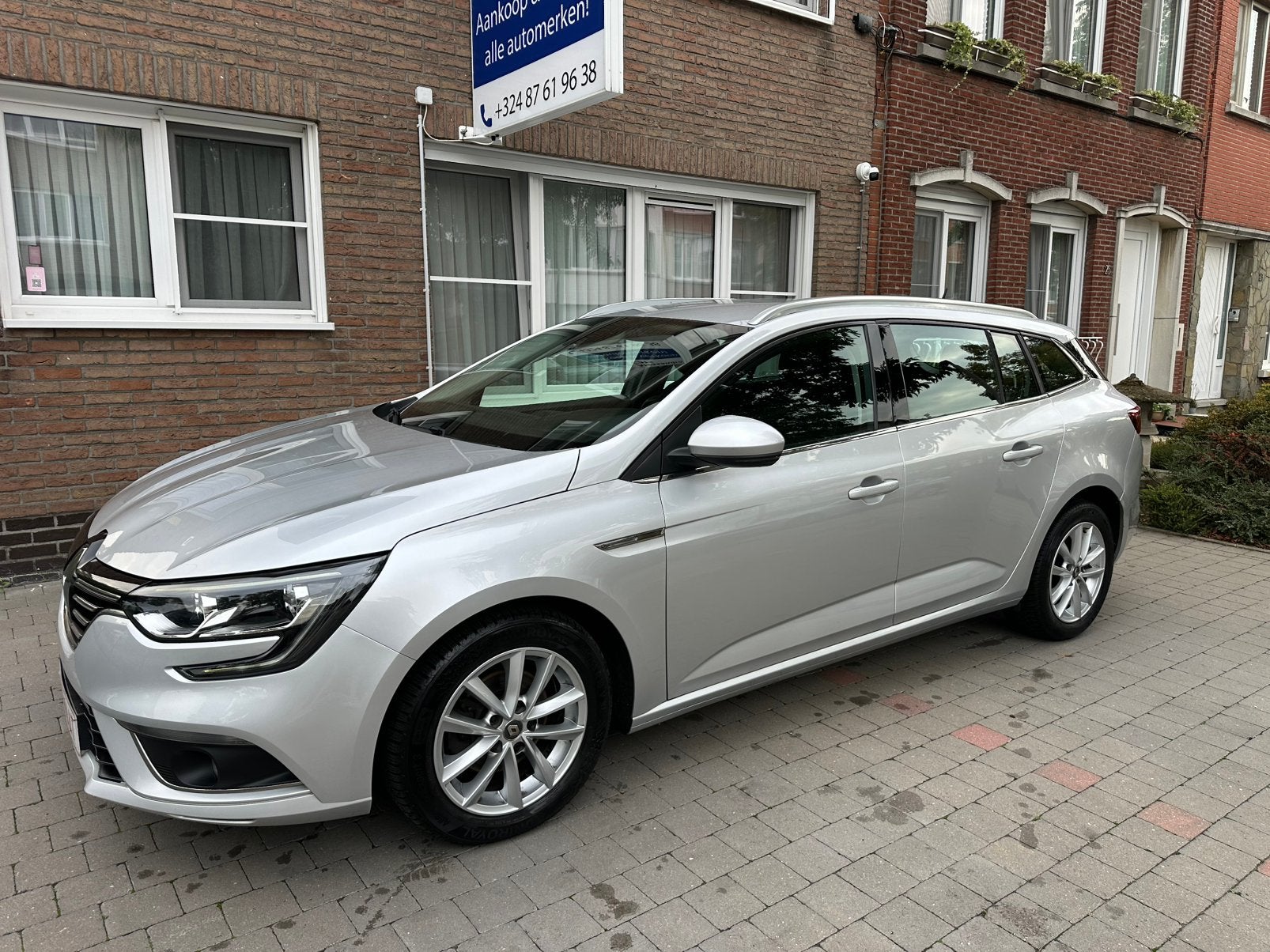 Renault Megane 1.5dci Automaat! Topstaat*Airco*Navi*Garantie, Auto's, Stof, 4 cilinders, https://public.car-pass.be/vhr/0e43f1a9-2875-46cd-a351-e17cde20a905