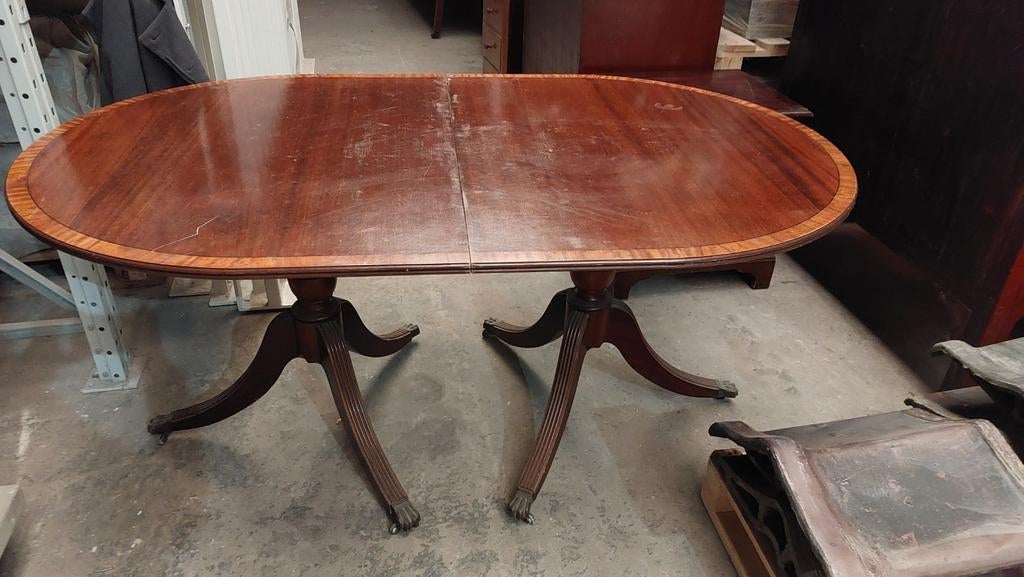 Table ovale en 2 parties. Style anglais Regence, Enlèvement