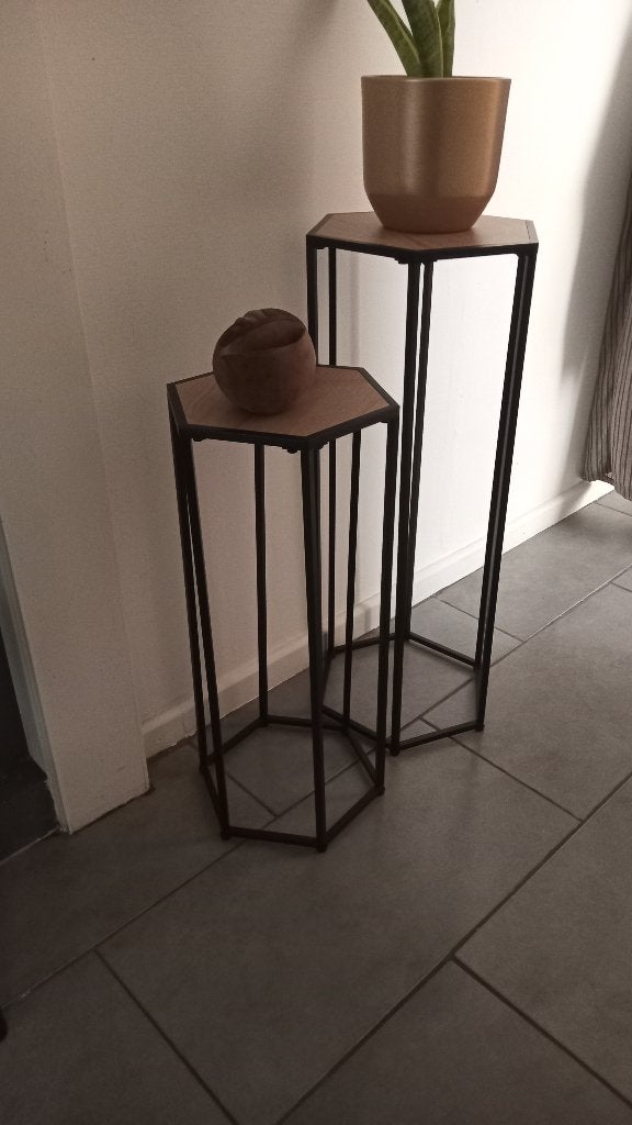 2 tables d'appoint, Enlèvement, Comme neuf