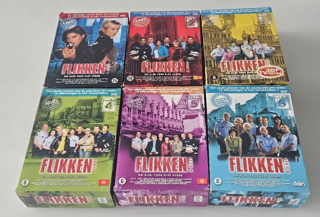 DVD boxen:Zone Stad,Witse,Aspe,Flikken,Westenwind,Rotterd.., Enlèvement ou Envoi, Saison 1