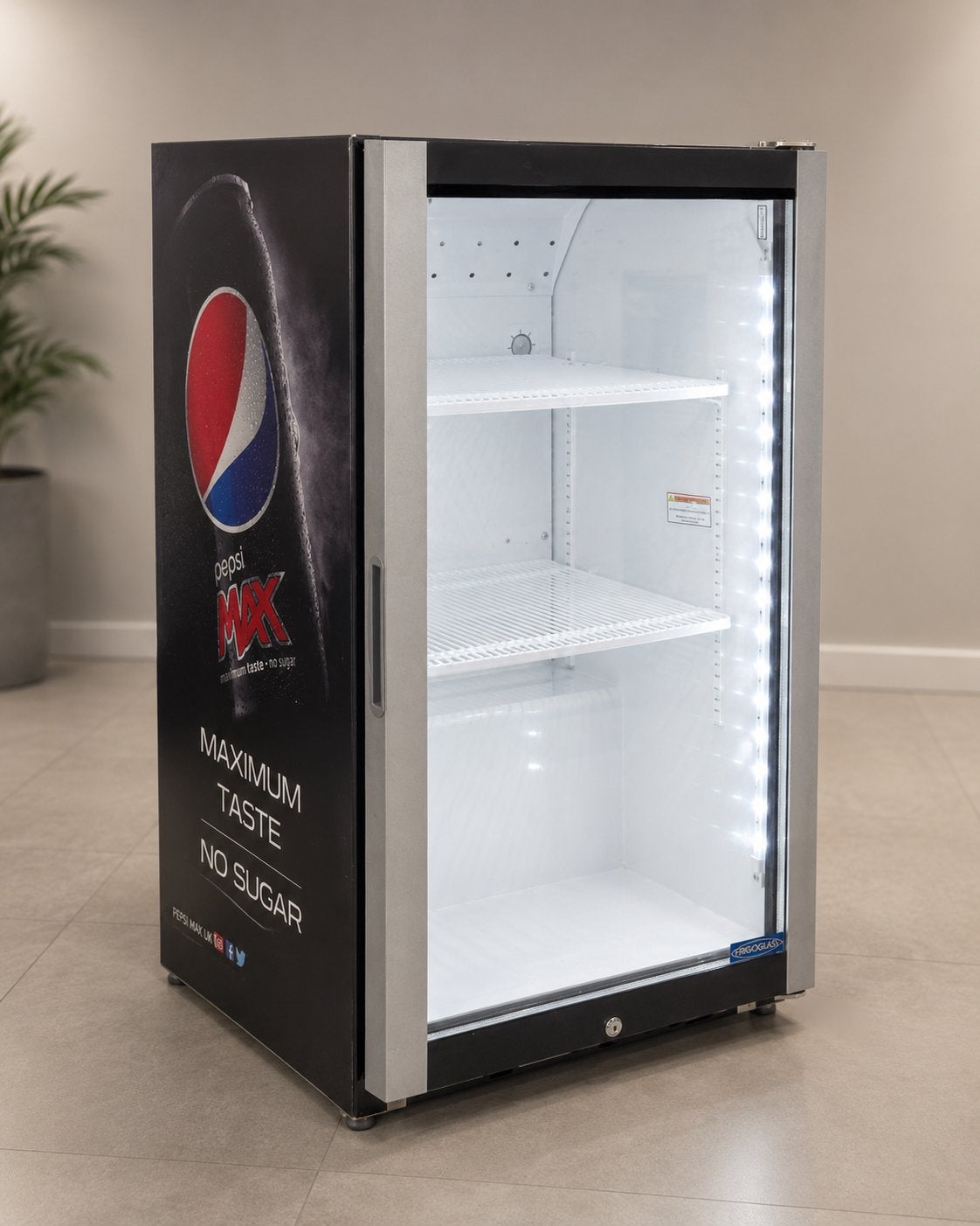 Petit réfrigérateur Pepsi Cola avec éclairage LED (150L), Classe énergétique A ou plus économe, 85 à 120 cm, Enlèvement, 45 à 60 cm
