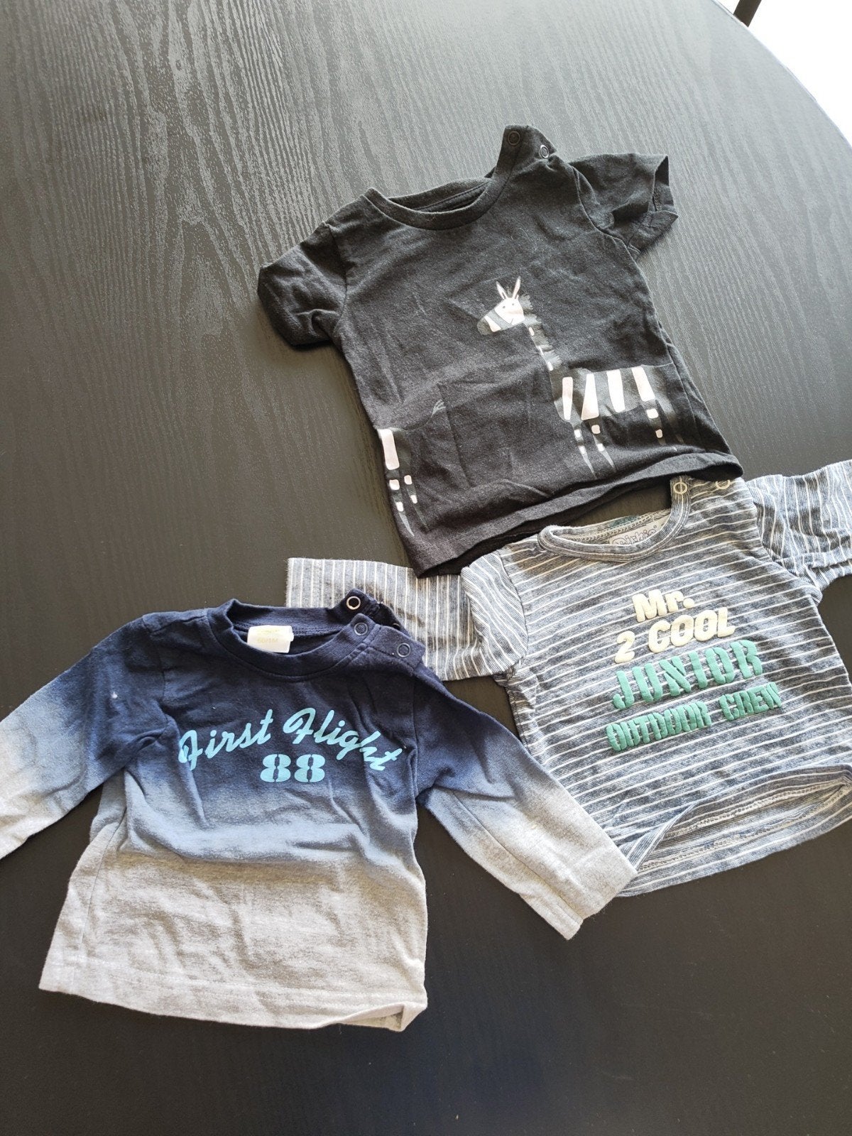 3 t-shirts maat 56, Enfants & Bébés, Vêtements de bébé | Taille 56, Enlèvement