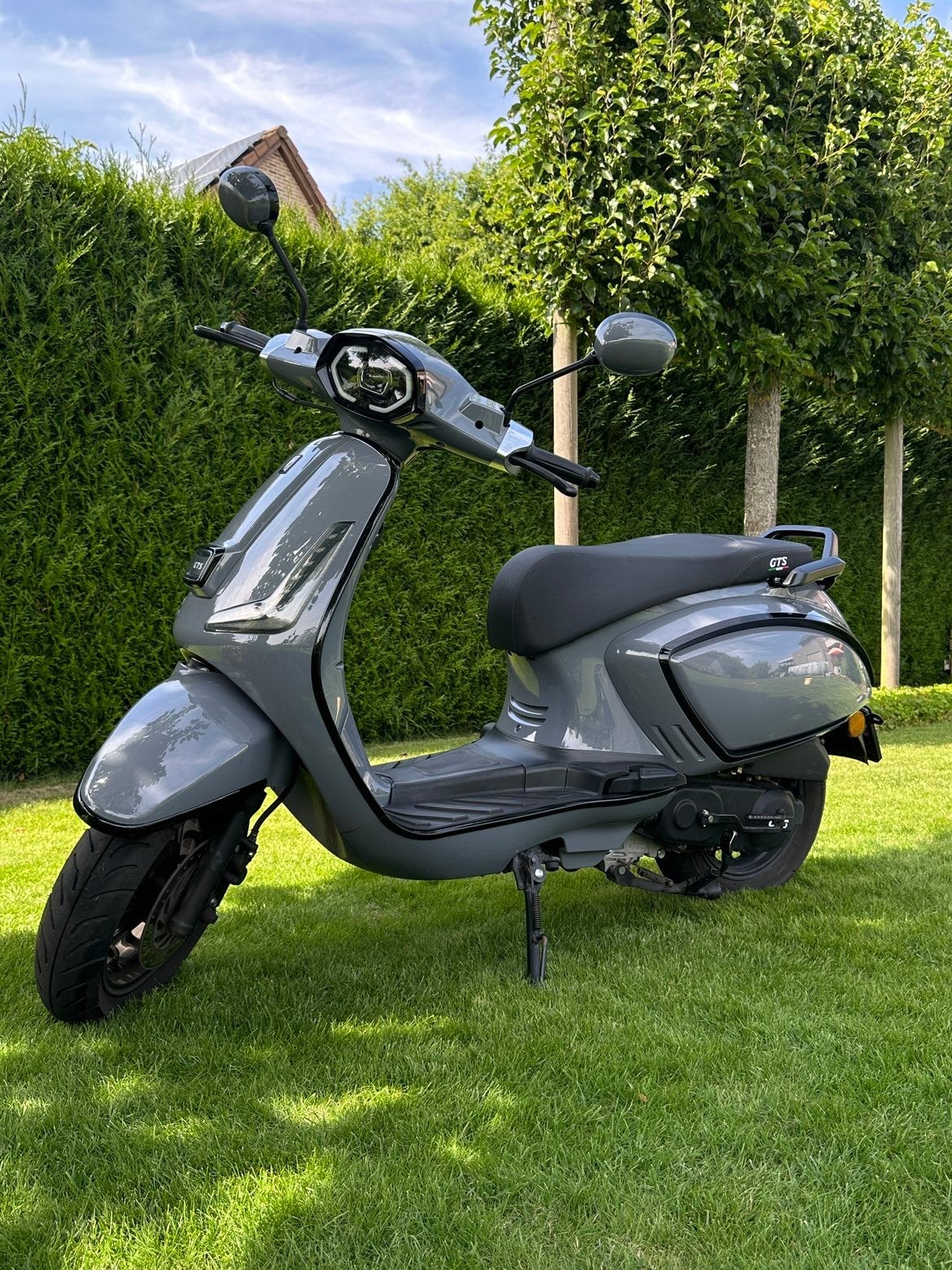 GTS Palermo Scooter: B-klasse, prijs is bespreekbaar!, Vélos & Vélomoteurs, Scooters | Marques Autre, Comme neuf, Classe B (45 km/h)