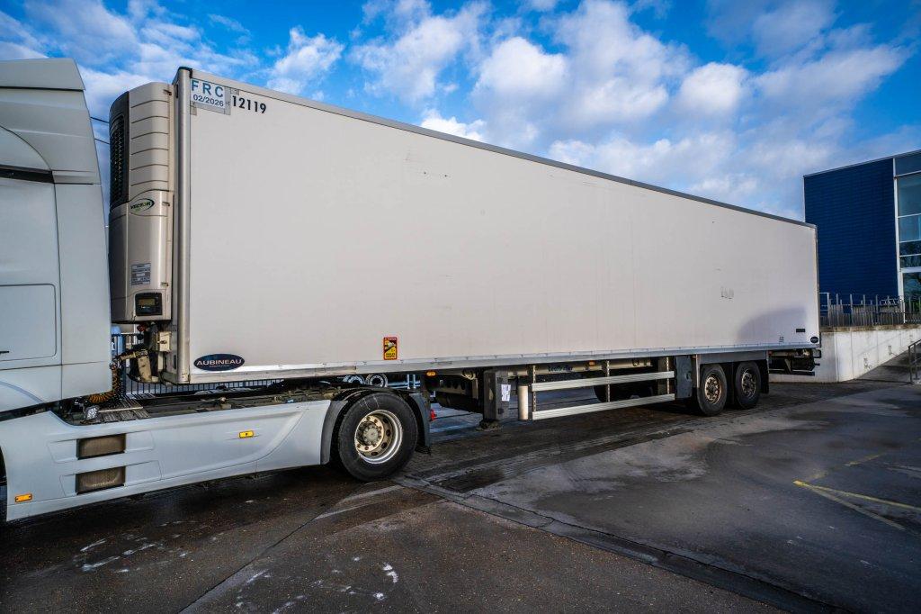 Aubineau AUBINEAU+CARRIER VECTOR MONO 1550 (bj 2014), Auto's, Vrachtwagens, Overige brandstoffen, Bedrijf, Aanhangers en Opleggers