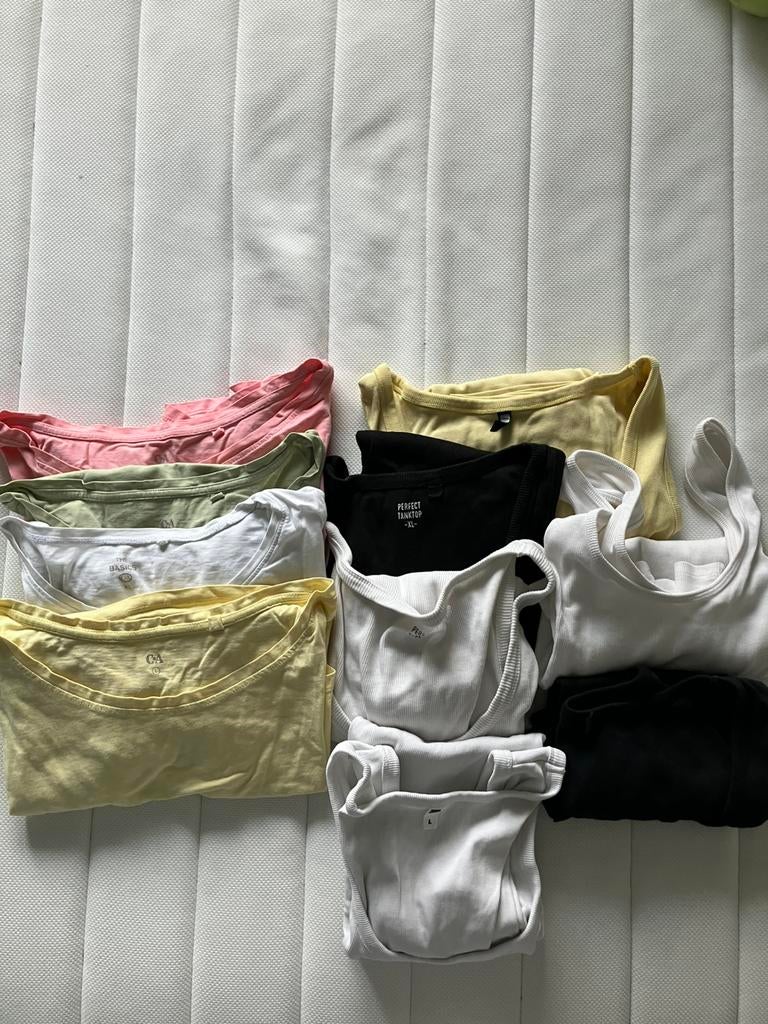 Lot de T-shirt femmes, lire, description, Enlèvement, Porté, Taille 42/44 (L), Manches courtes