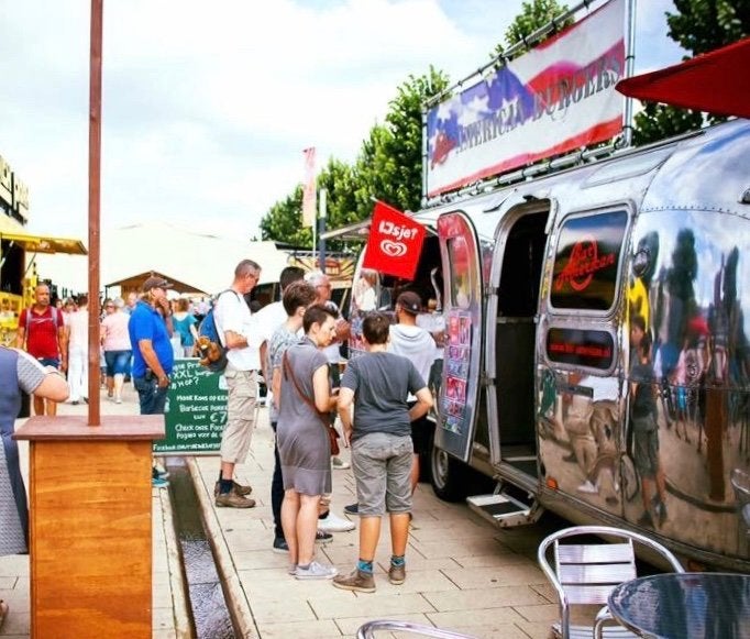 Airstream Ambassador 1978 unieke foodtruck, Enlèvement