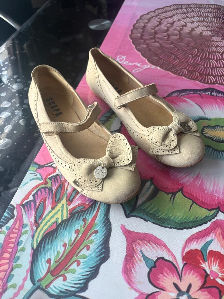 Jolie chaussures ballerines scapa, Vêtements | Femmes, Chaussures, Scapa, Enlèvement ou Envoi, Beige, Comme neuf