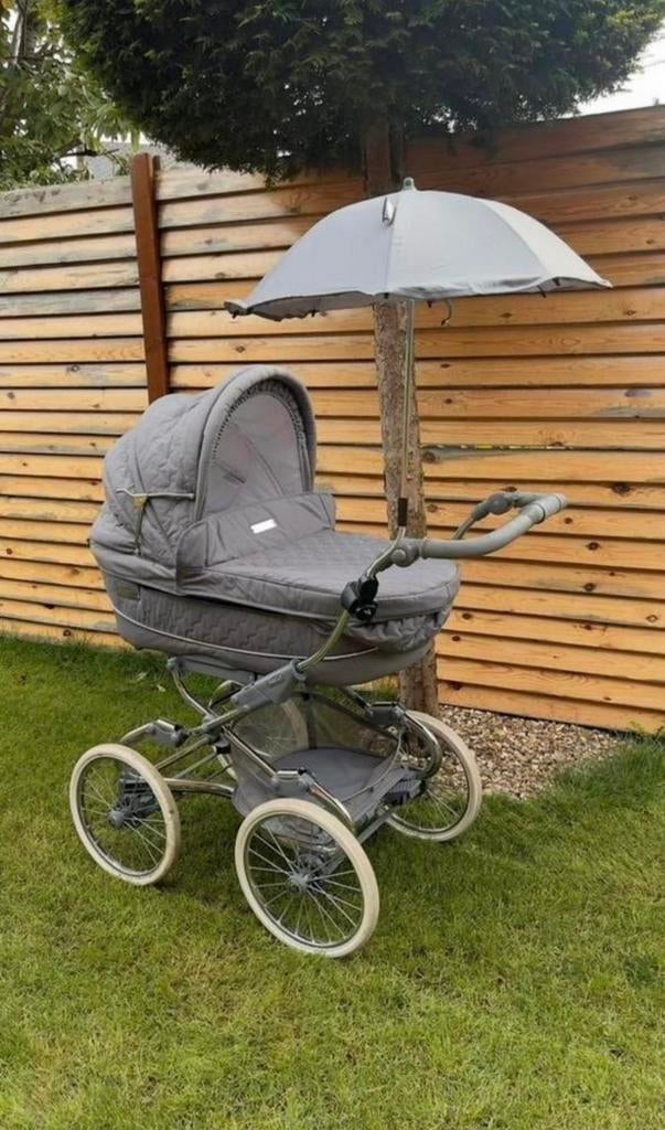 Bebecar Stylo Class+ gris, Enfants & Bébés, Buggys, Comme neuf, Autres marques, Dossier réglable, Couverture pieds, Ombrelle, Enlèvement