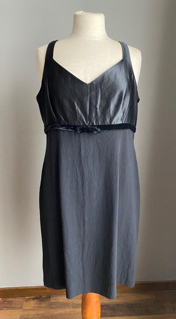 Zwart middellang jurkje Laura Ashley maat 44, Verzenden, Zwart, Maat 42/44 (L), Zo goed als nieuw