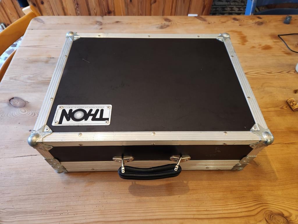 THON Effect Pedal Case X Small, Muziek en Instrumenten, Ophalen