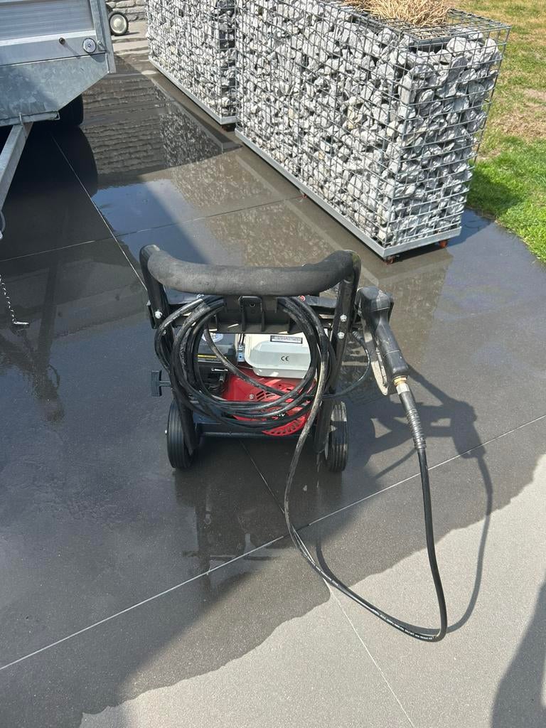Hogedrukreiniger op benzinemotor, Tuin en Terras, Ophalen, Zo goed als nieuw
