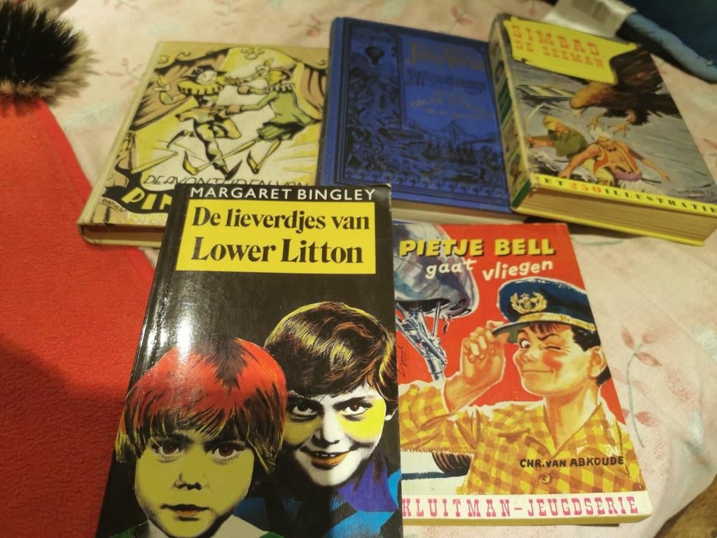 Pack de 5 vieux livres d'histoires, Enlèvement ou Envoi, Comme neuf