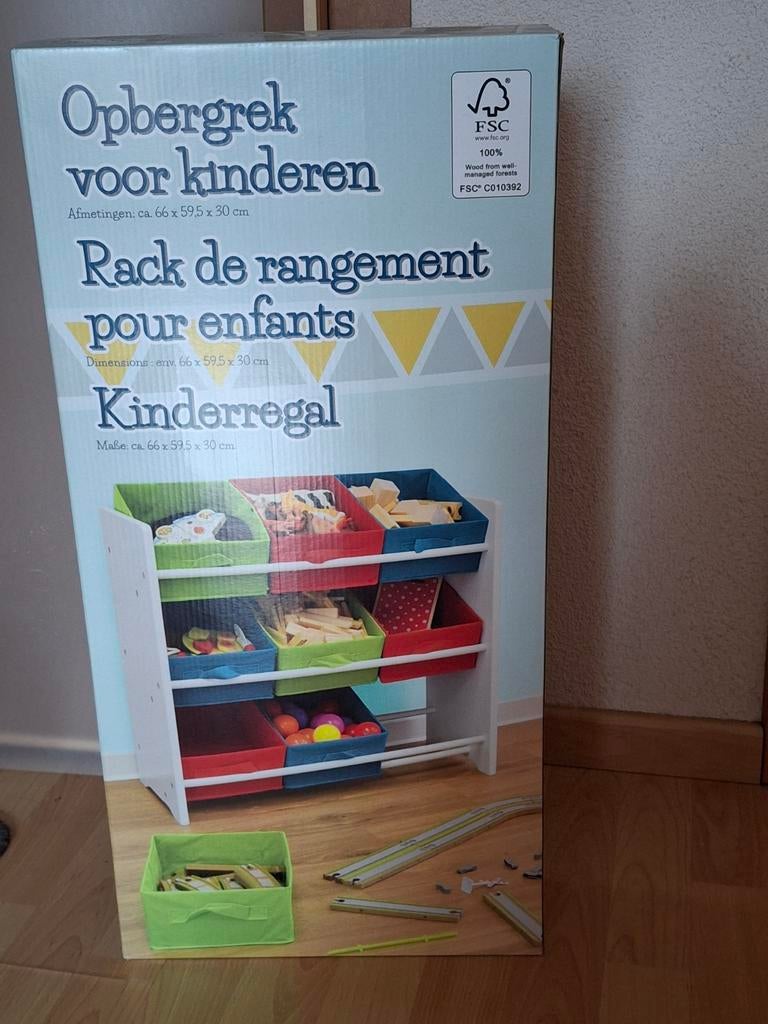 Opbergrekje met mandjes, Ophalen