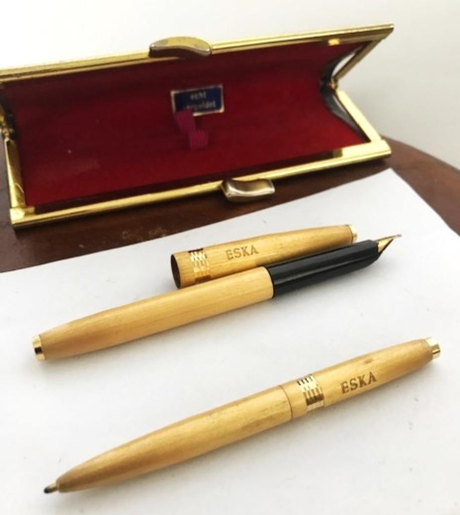 Or Stylo Plume & Stylo Bille 24c or doré Eska Set 💎😍🤗🎁👌, Enlèvement ou Envoi, Avec boîte, Comme neuf, Autres marques