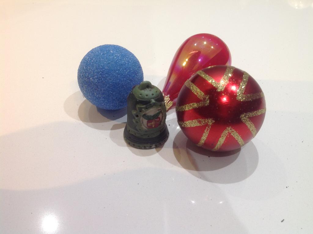 Mix van 4 kerstdeco’s met klokje, Diversen, Kerst, Ophalen of Verzenden, Zo goed als nieuw