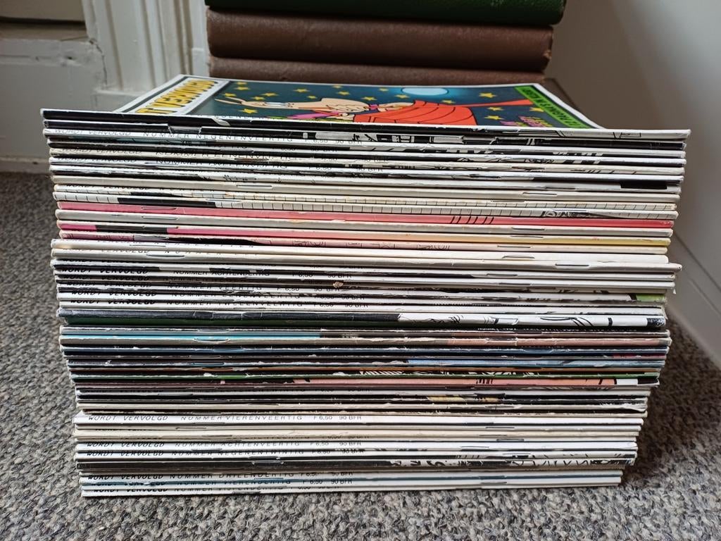 Groot lot Wordt Vervolgd magazines, Boeken, Ophalen of Verzenden