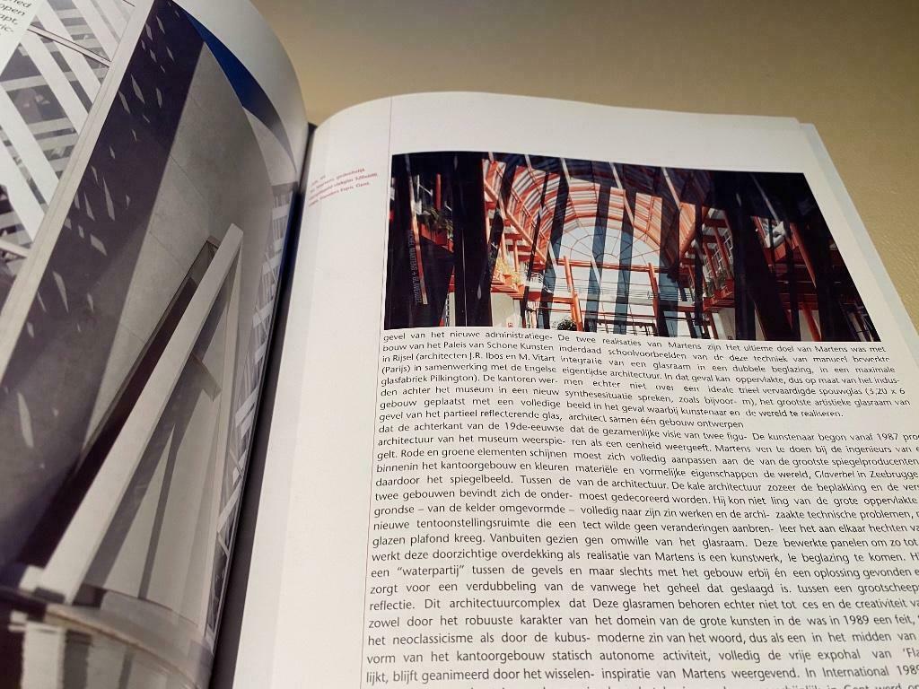 Michel Martens glasramen catalogus raisonné 75pag, Ophalen of Verzenden, Zo goed als nieuw, Beeldhouwkunst