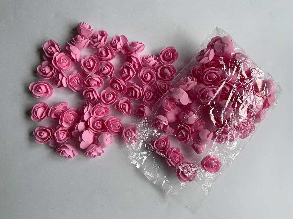 Roosjes in foam, Hobby en Vrije tijd, Knutselen, Ophalen of Verzenden, Nieuw