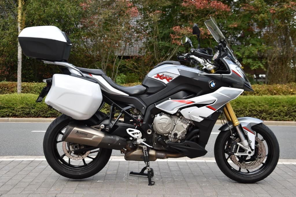 BMW - S1000 XR - Slechts 27204 kms, Motoren, Motoren | BMW, 4 cilinders, Motorrijbewijs A, Handvatverwarming, Bedrijf