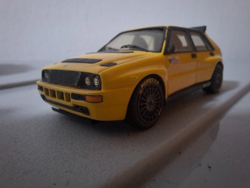 Lancia Delta HF EVO 1/43 - RARE, Hobby & Loisirs créatifs, Voitures miniatures | 1:43, Enlèvement ou Envoi, Comme neuf, Voiture