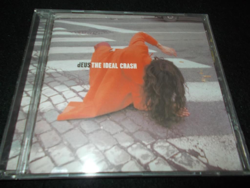 CD - dEUS - The Ideal crash - 1999 - Belpop., Ophalen, Zo goed als nieuw, Alternative