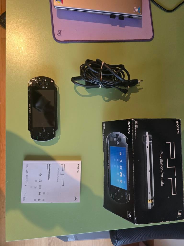 PSP-2004 met doos, lader en gebruiksaanwijzing., Ophalen, Zwart, PSP