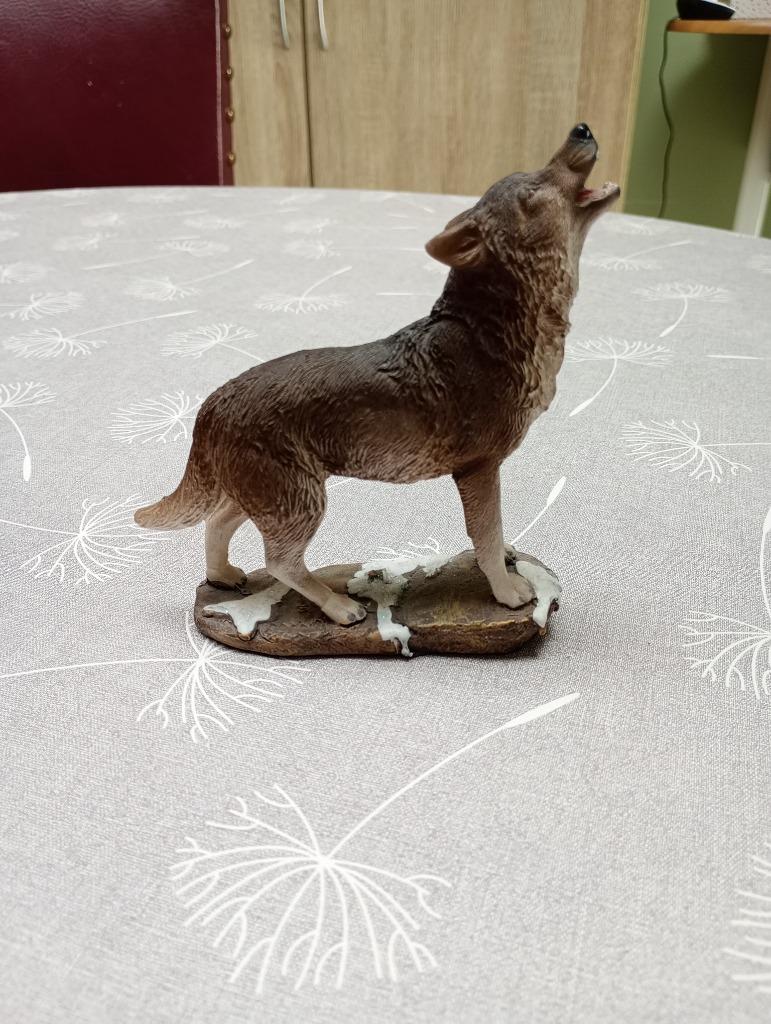 Figurine loup, Enlèvement ou Envoi