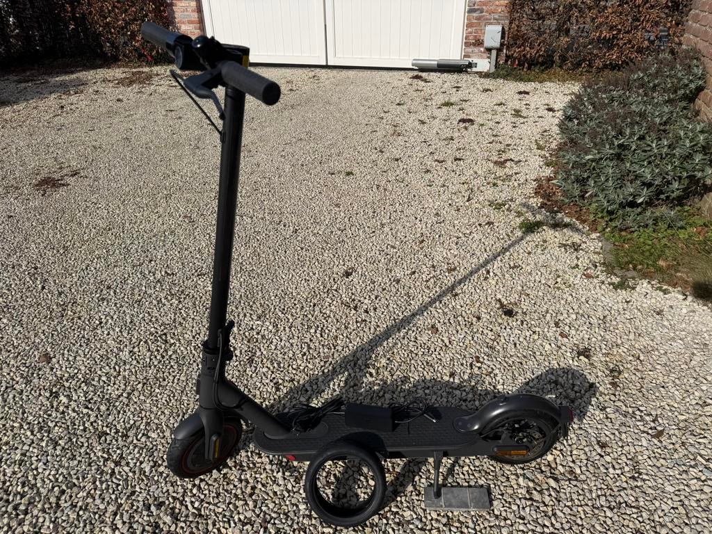 Trottinette Xiaomi Mi Electric Scooter Pro 2, Ophalen, Zo goed als nieuw