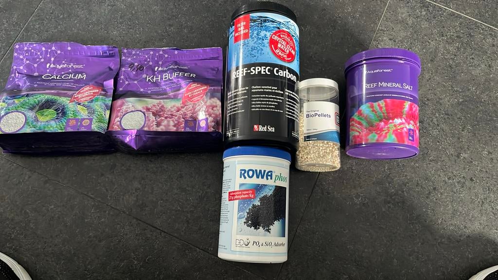 Lot de produits aquarium eau de mer, Animaux & Accessoires, Poissons | Aquariums & Accessoires, Enlèvement ou Envoi, Comme neuf