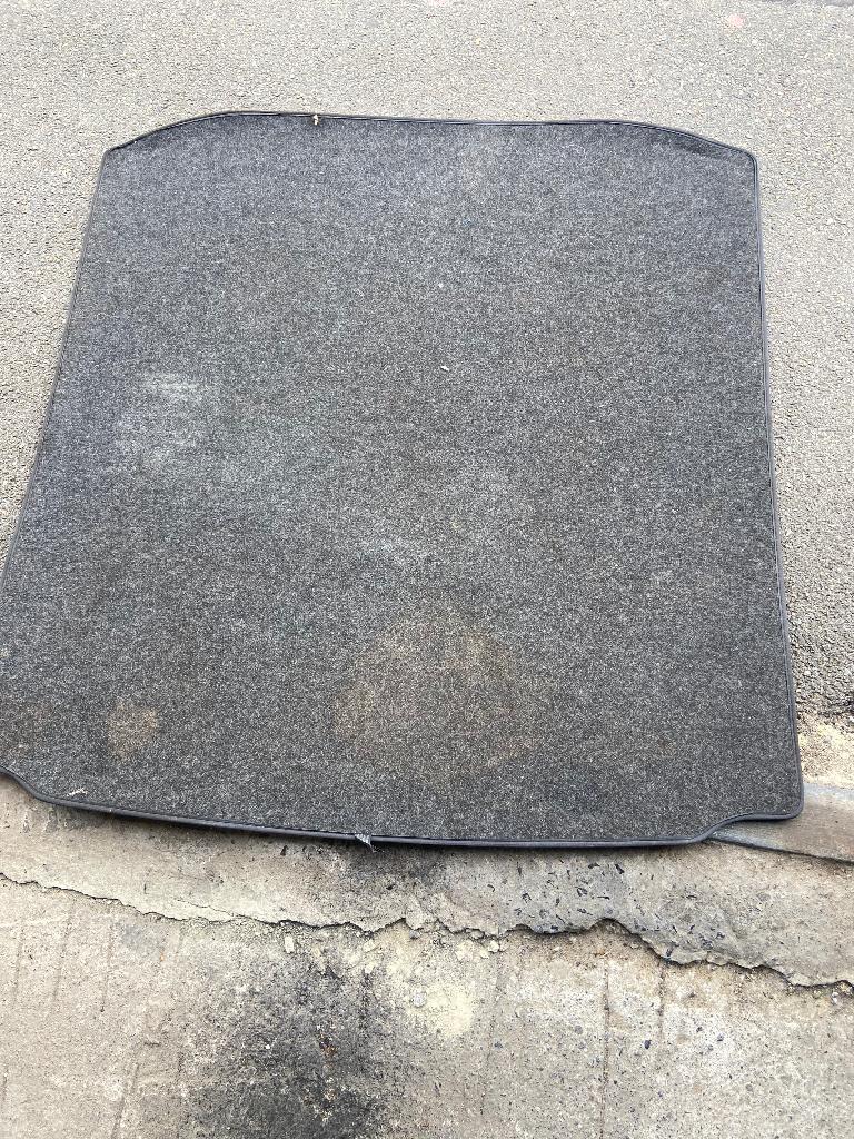 Tapis coffre Skoda Octavia original, Enlèvement, Utilisé, Skoda