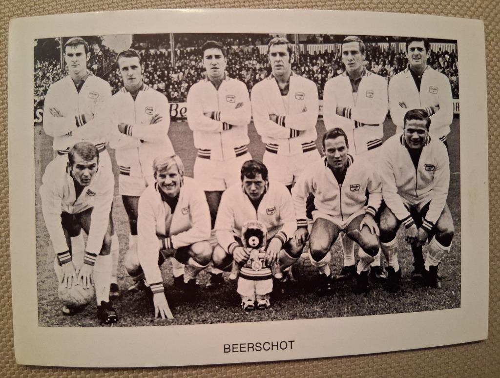 16 fotokaarten Belgische 1steklasse voetbalploegen ca. 1968, Ophalen of Verzenden, Nieuw, Overige onderwerpen, Foto