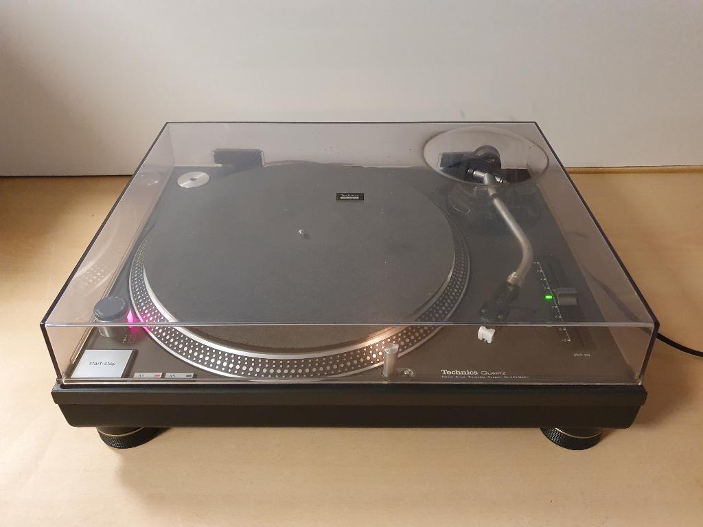Wij kopen uw Hifi-apparatuur alsook LP's, Singles & CD's, Audio, Tv en Foto, Ophalen