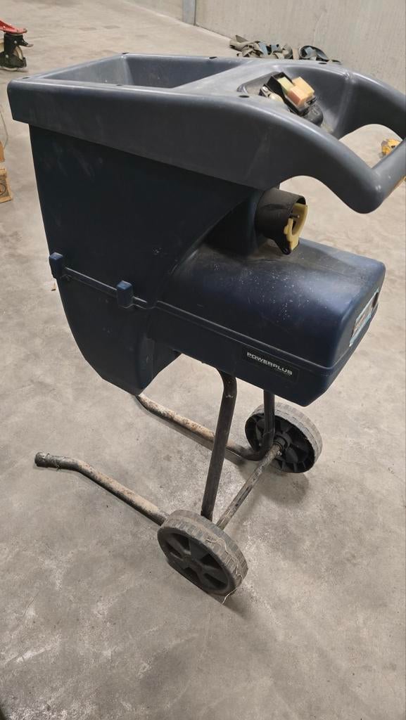 Broyeur de branches de jardin Powerplus Silent IPX4, Enlèvement ou Envoi, Utilisé