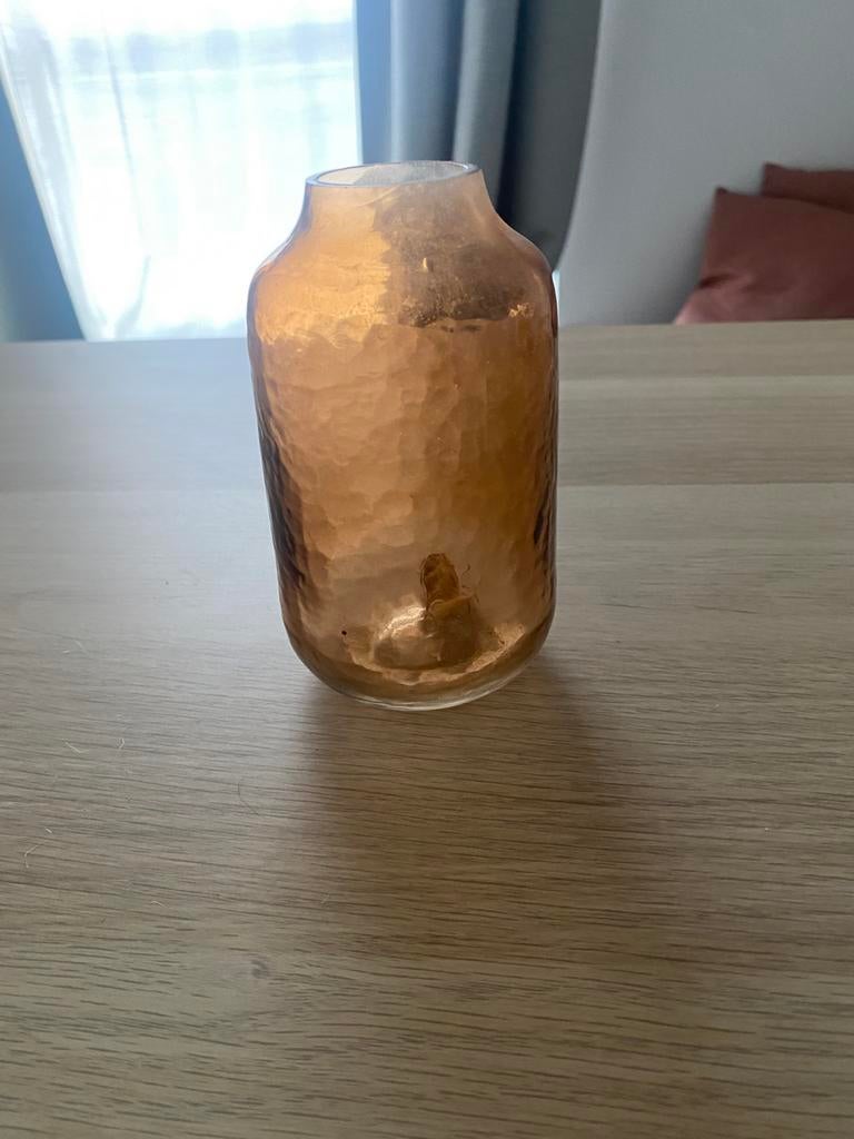 Mooi mini vaasje oranje / bruin, Ophalen
