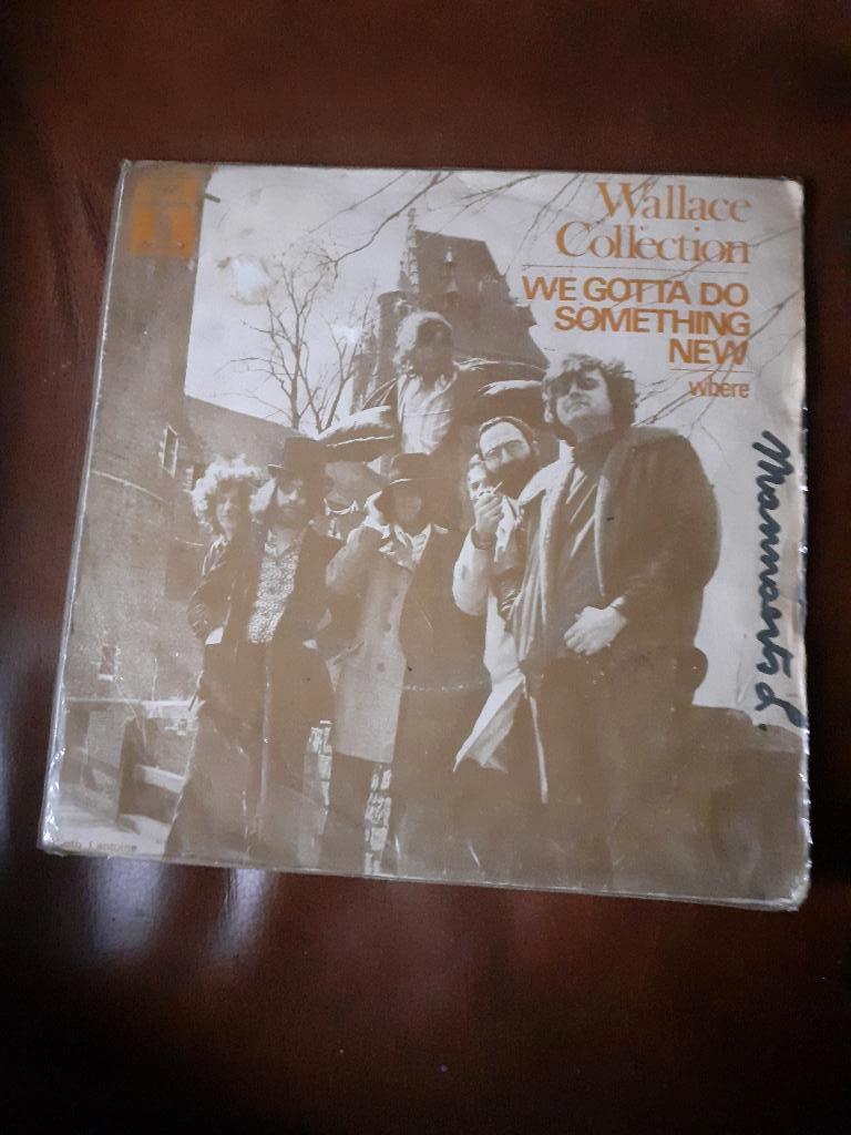 45T Wallace Collection : We gotta do something new (Belpop), Ophalen of Verzenden