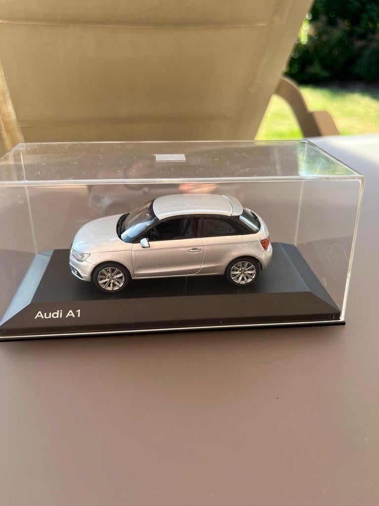 Miniatuur Audi A1   1/43, Ophalen of Verzenden, Zo goed als nieuw