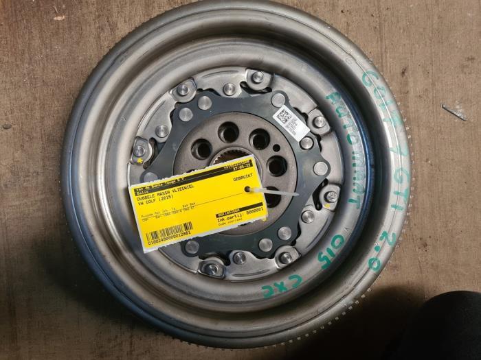 Volant d'inertie masse double d'un Volkswagen Golf, Volkswagen, -, 3 mois de garantie, Utilisé