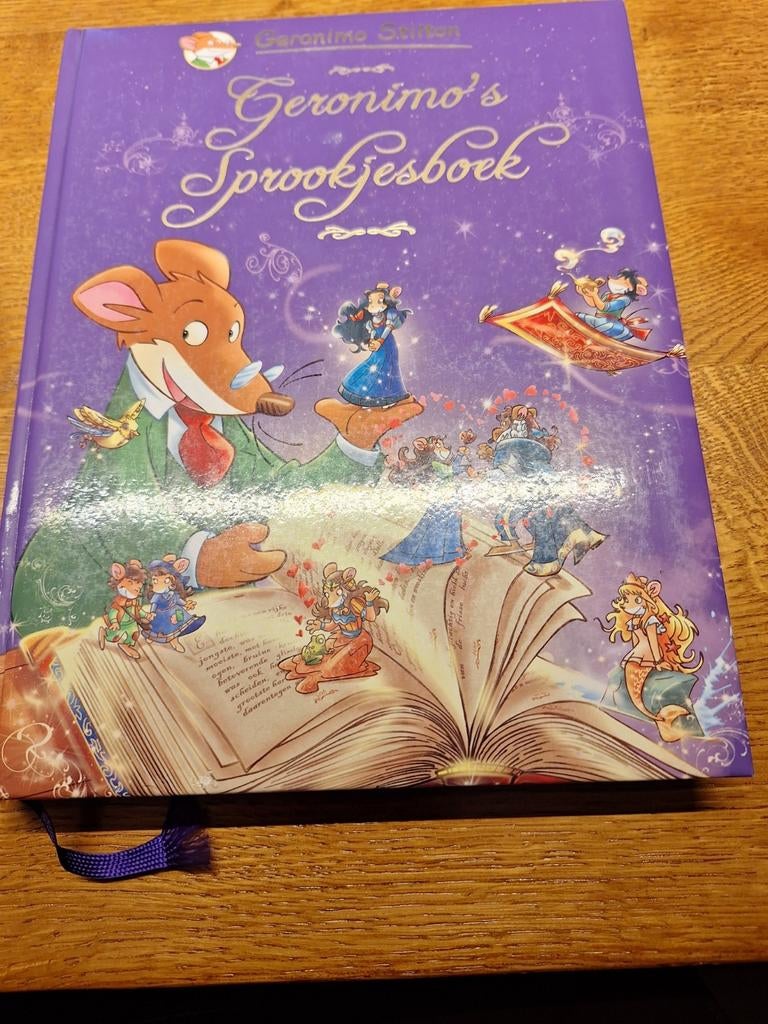 Geronimo Stilton - Geronimo's sprookjesboek, Ophalen of Verzenden, Zo goed als nieuw, Geronimo Stilton