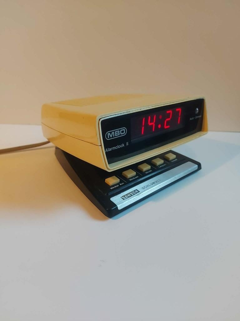 Space Age alarm clock by MBO in West-Germany, 1970s, Huis en Inrichting, Woonaccessoires | Klokken, Zo goed als nieuw, Ophalen of Verzenden