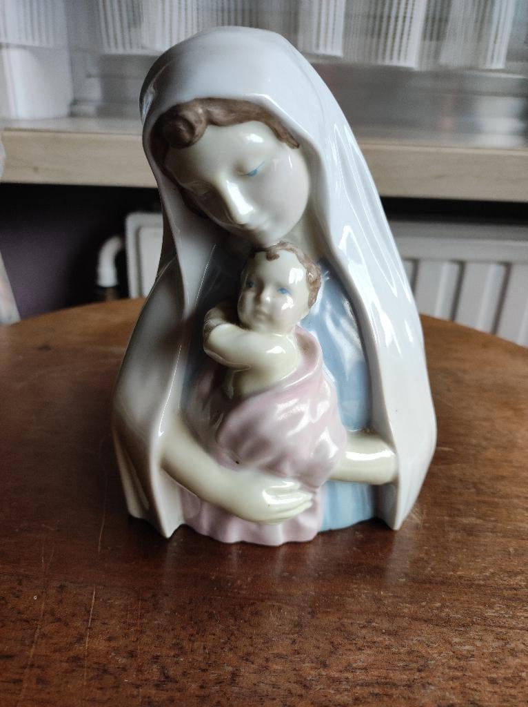 TECO Bois de Breux BE en porcelaine Guelfi Vierge à l'Enfant, Enlèvement ou Envoi