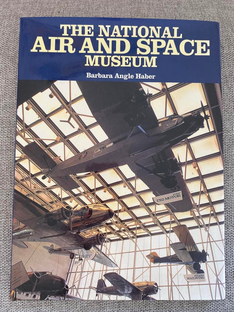 The national air and space museum, Ophalen of Verzenden, Zo goed als nieuw