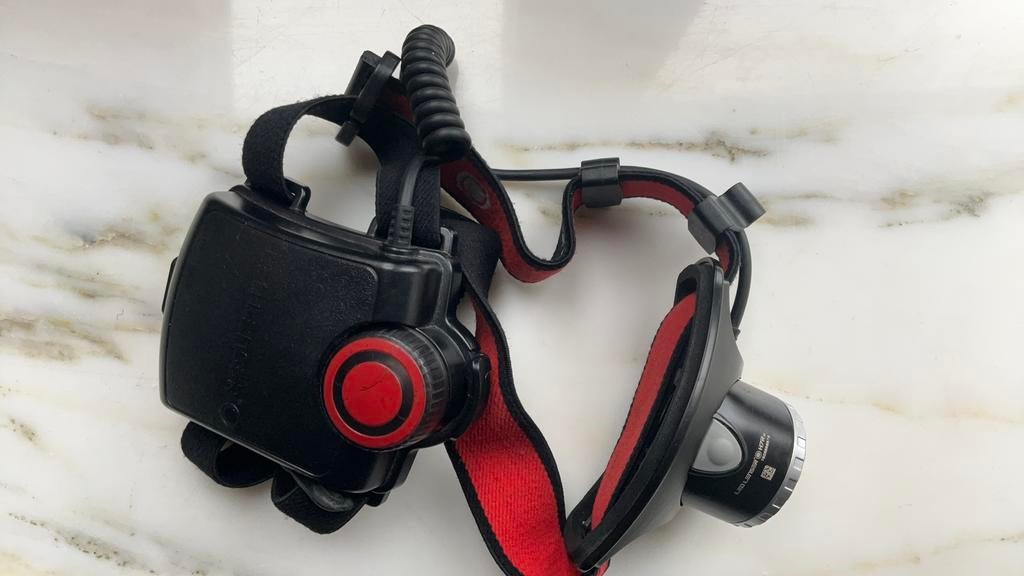 Ledsensor hoofdlamp H7r.2, Caravans en Kamperen, Zaklampen, Ophalen of Verzenden, Gebruikt, Batterij