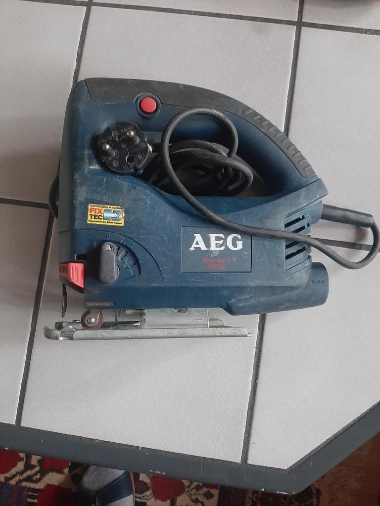 Wipzaag merk AEG voor watt zie tabel op machine op de foto, Doe-het-zelf en Bouw, Ophalen