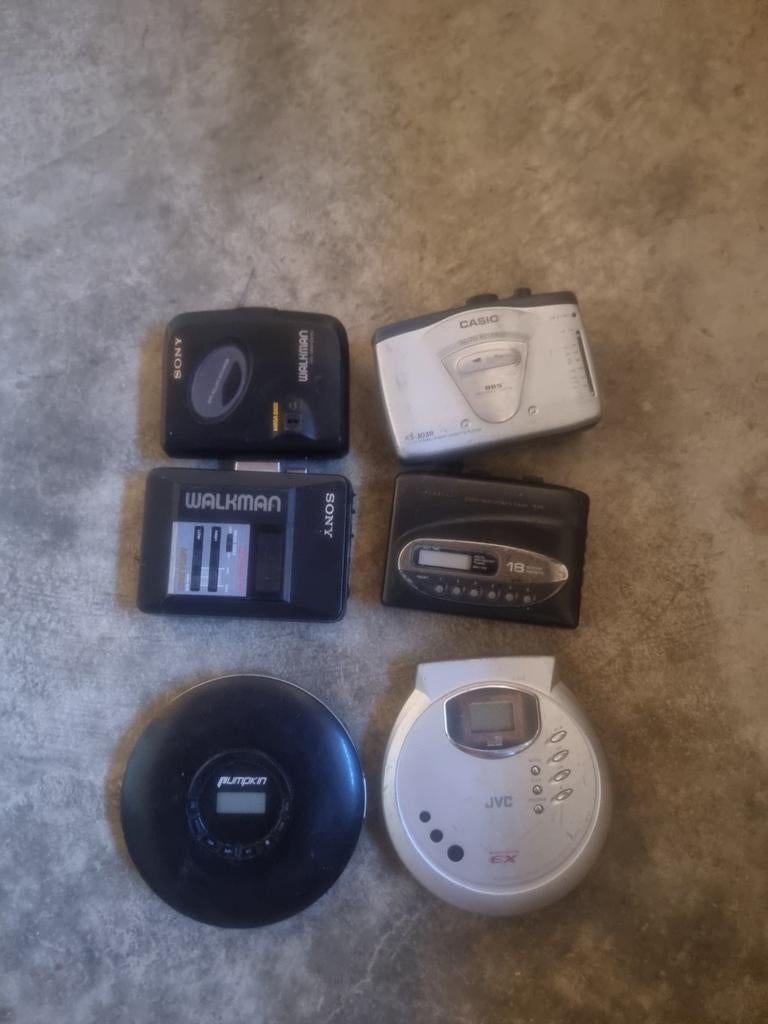 Lot de Walkman et cd tous en etat de marche, Enlèvement ou Envoi