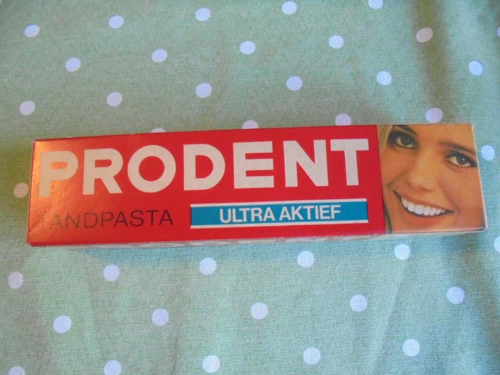 Oude tube tandpasta PRODENT in verpakking  jaren  60-70, Antiek en Kunst, Ophalen of Verzenden