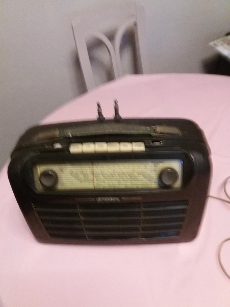 Bakelieten draagbare radio Schaub, Ophalen of Verzenden, Gebruikt, Gebruiksvoorwerp