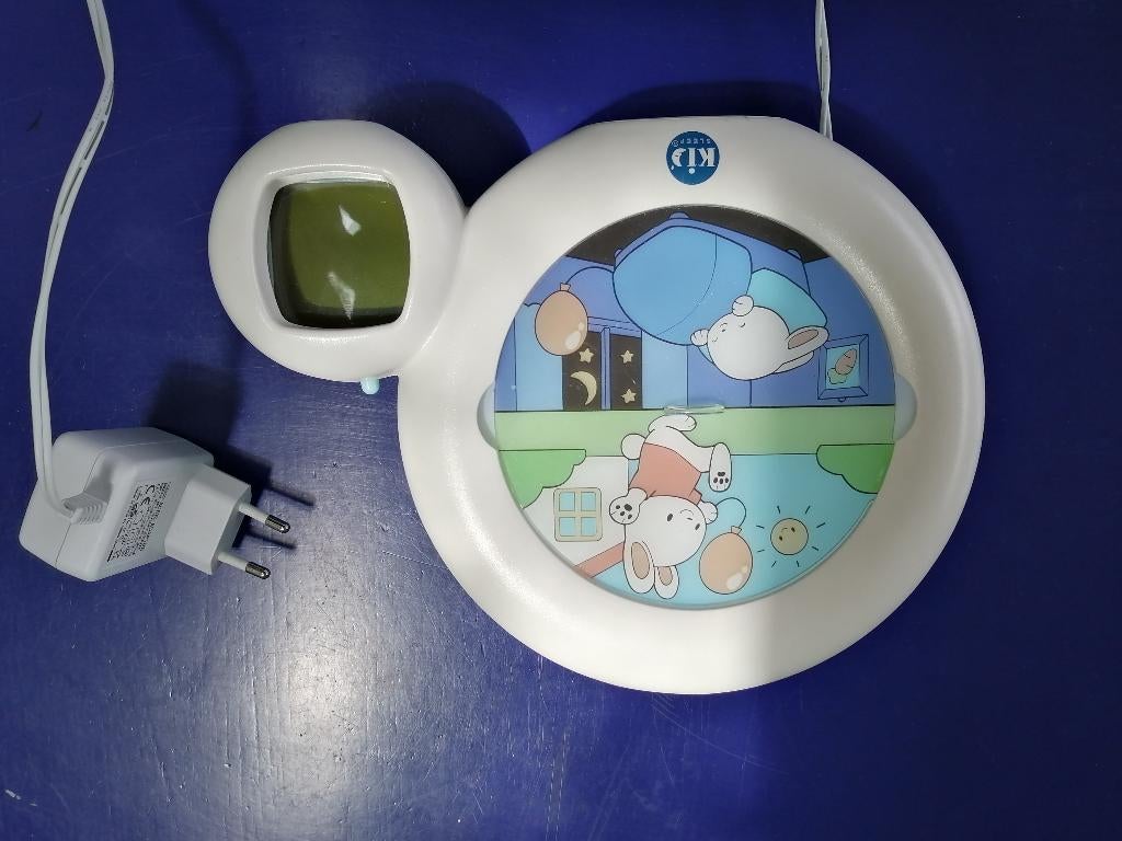nachtlampje + wekker kinderkamer, Enlèvement, Utilisé, Pendule ou Horloge