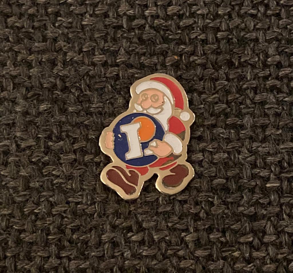 PIN - E. LECLERC - PERE NOEL - KERSTMAN, Verzamelen, Verzenden, Gebruikt, Overige onderwerpen, Speldje of Pin