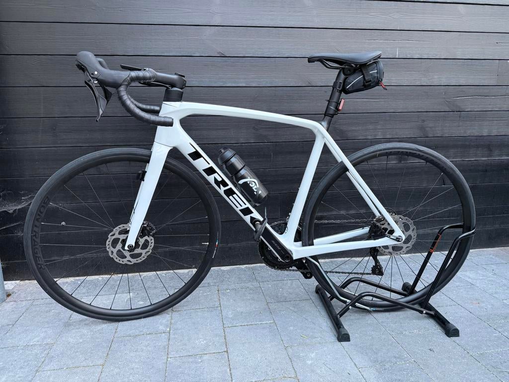 Trek Émonda SL 5 maat 56 white prismatic, Fietsen en Brommers, 53 tot 57 cm, Ophalen, Nieuw, Overige merken