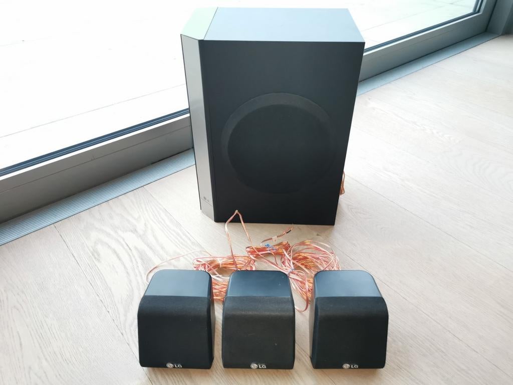Ensemble de haut-parleurs LG, TV, Hi-fi & Vidéo, Ensembles home-cinéma, Autres marques, Enlèvement ou Envoi, Système 3.1, Comme neuf
